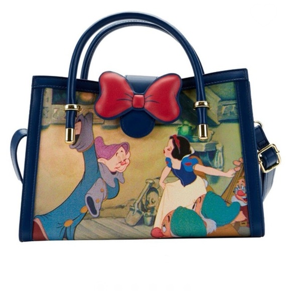 NWT Loungefly Disney Snow White Scenes Crossbody Bag - Picture 6 of 6